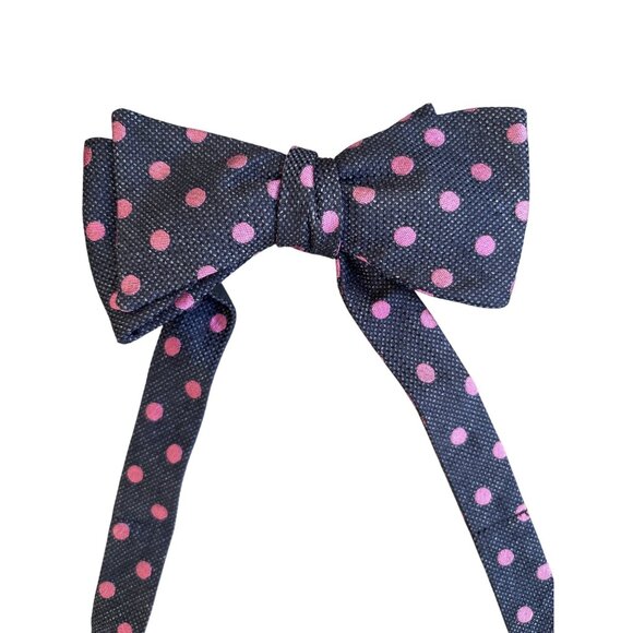 Ted Baker Bowtie Textured 100% Silk Classic Polka Dot Navy Pink Adjustable EUC - Picture 2 of 9